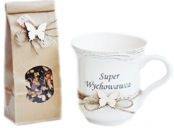 Piękny zestaw: porcelanowy kubek i pyszna herbata