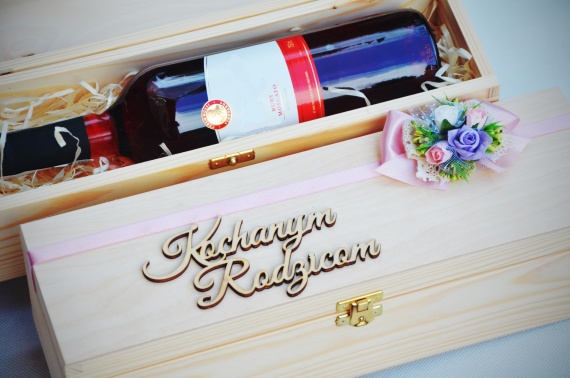 Podziękowanie ślubne dla rodziców/chrzestnych - szkatułka na wino