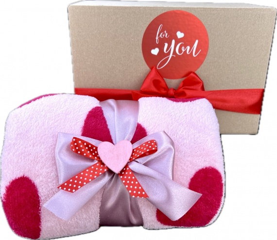 Prezent walentynkowy - duży, miękki kocyk dla zakochanych