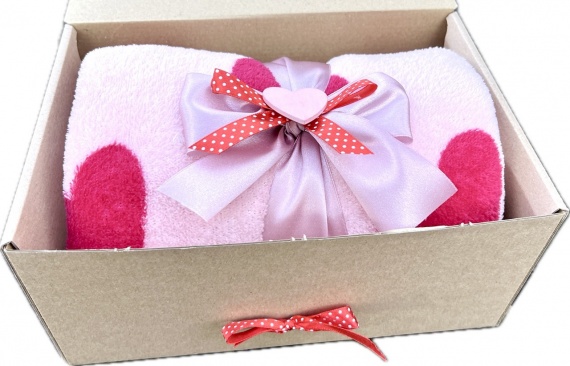 Prezent walentynkowy - duży, miękki kocyk dla zakochanych