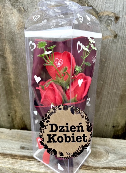 Bukiet z róż mydlanych - prezent dl koleżanek z pracy