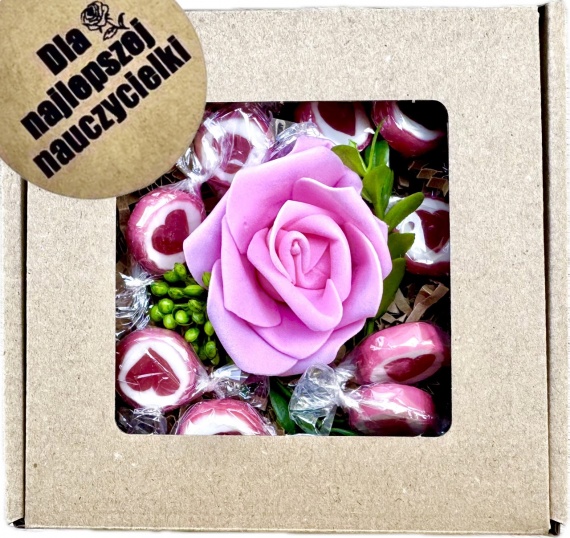 Super Fajny Prezent na Dzień Nauczyciela dla Nauczycielki różowe cukierki szkoła