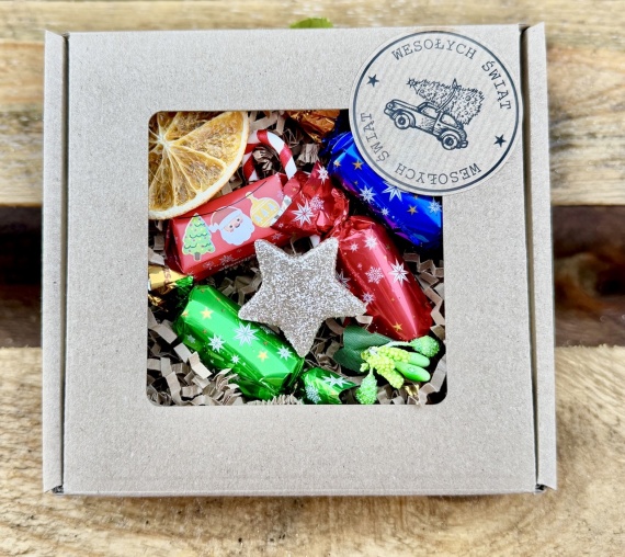 Prezent na Święta Świąteczny Box Upominek dla Klientów Dzieci Pracowników