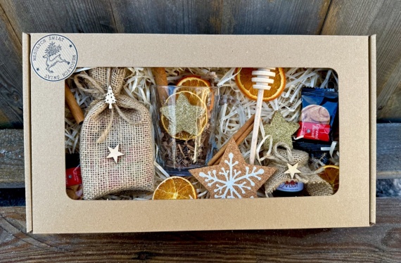 Uroczy prezent na Święta Świąteczny Zestaw Prezentowy Kubek Herbata Miód