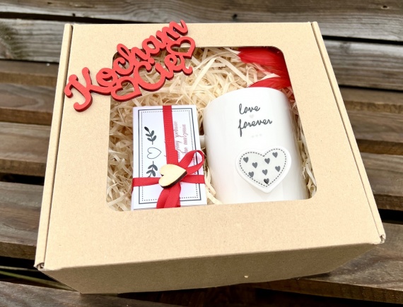 Prezent na Walentynki box Kubek dla męża dla żony 