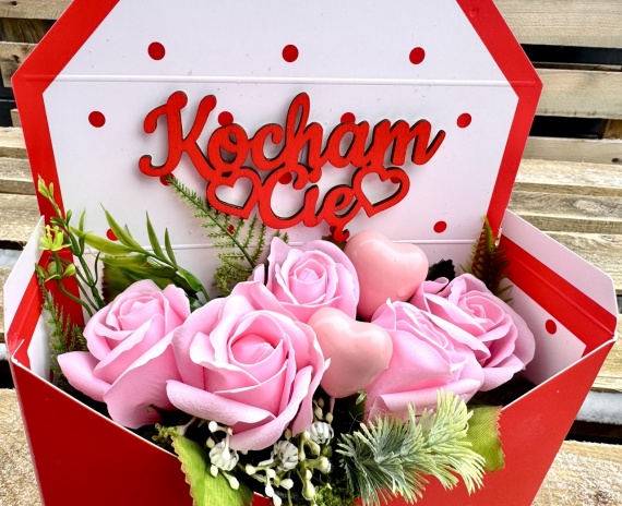 Flower Box Bukiet Mydlany Róże Prezent na Walentynki dla Żony Kobiety Niej