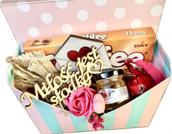 Słodki Prezent na Walentynki dla Dziewczyny Chłopaka Box Kosz Prezentowy