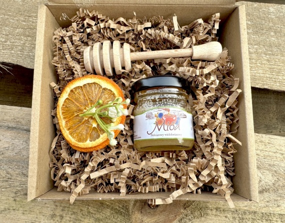 Wyjątkowy Uroczy Upominek Prezent na Dzień Kobiet Box Prezentowy Miód Łyżka