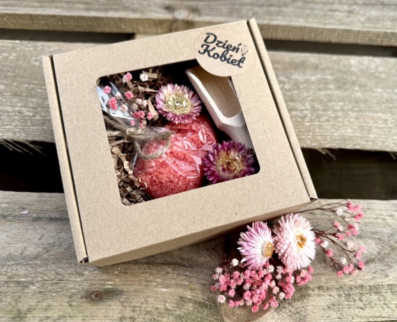 Elegancki Prezent na Dzień Kobiet Naturalny Box Prezentowy SPA Kosmetyki