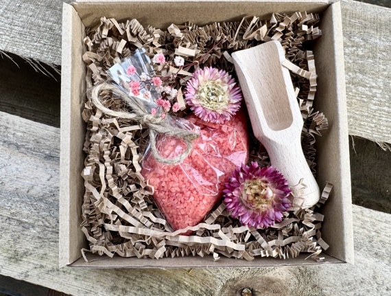 Elegancki Prezent na Dzień Kobiet Naturalny Box Prezentowy SPA Kosmetyki