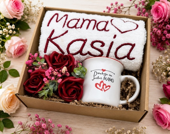 Kosz Prezentowy na Dzień Matki Prezent dla Mamy Kubek Ręcznik Twój Haft